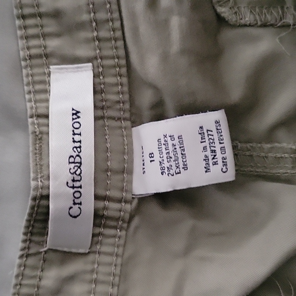Croft & Barrow Women's Shorts - Picture 7 of 10